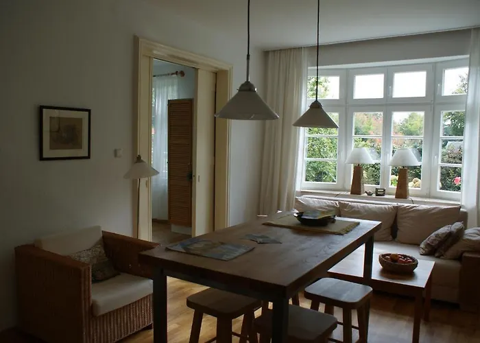 Altes Am Park 招待所 克桑滕